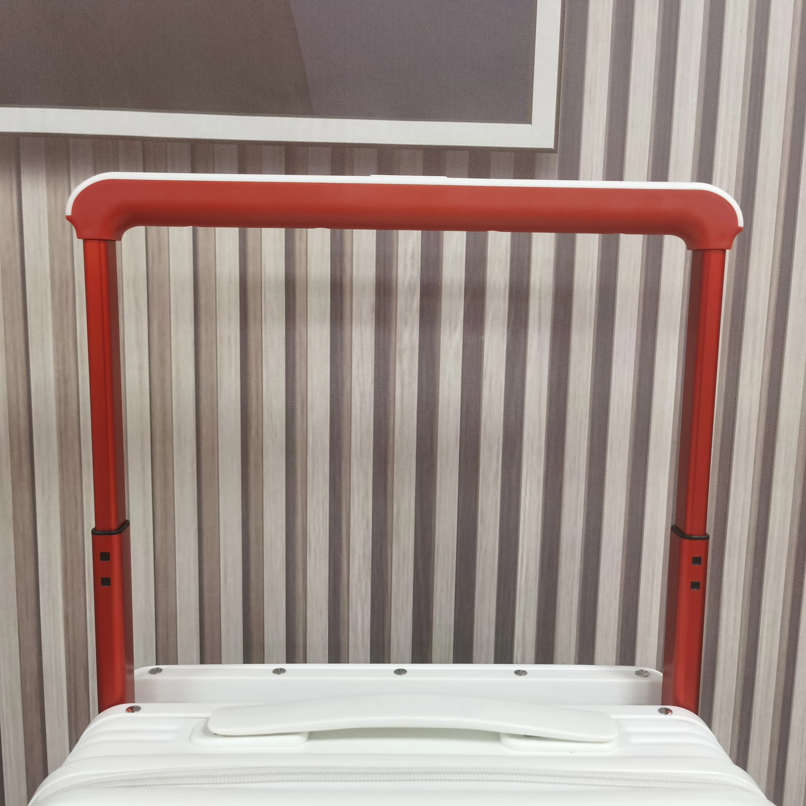 Newest design Wide Trolley Traveling Luggage Carry on Size ABS+PC Suitcase Sturdy Hard Shell Trolley Case