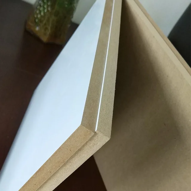 Hot sale 3mm plain MDF panel / MDF sheets BB/CC laminated 18mm E0/E1/E2  MDF
