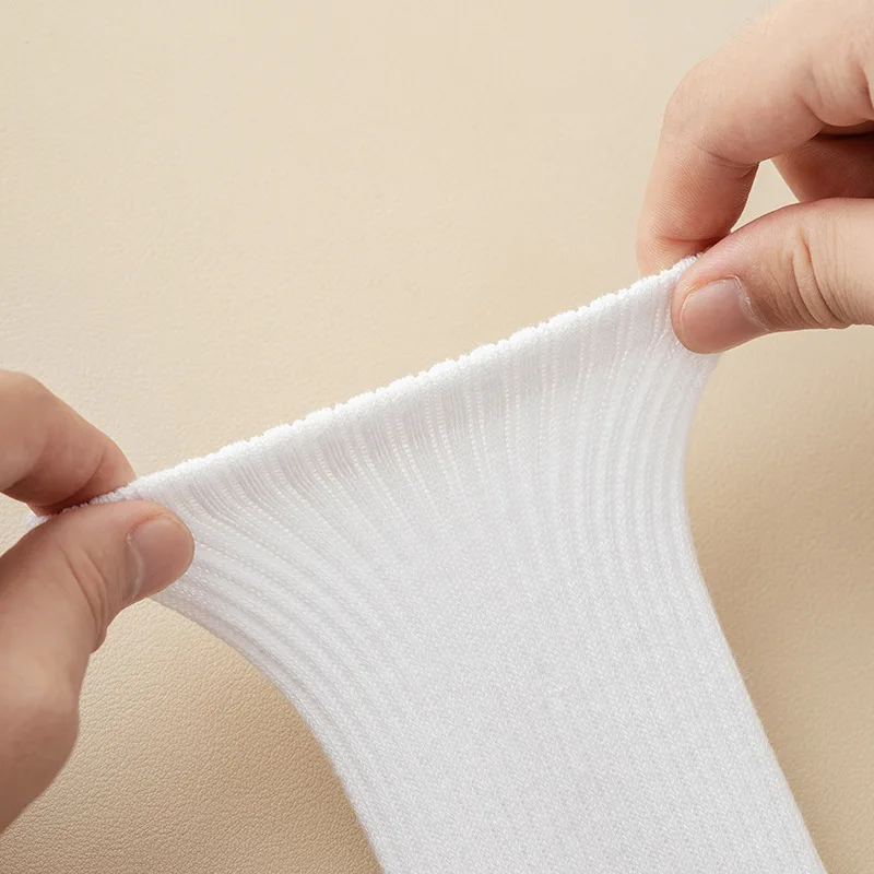 Low Moq  Custom Logo Socks Summer Men Women Knitting Short Socks Ins Fashion Black White Cotton Middle Sports Crew Socks Unisex