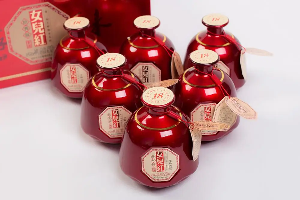 Желтое рисовое вино Lai Yi Tan