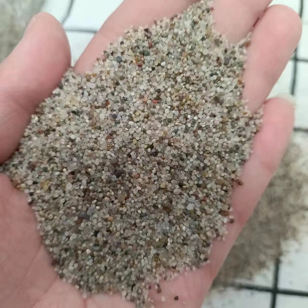 Refractory Grade Quartz Sand Price Per Ton Silica Ramming Mass In Foundry