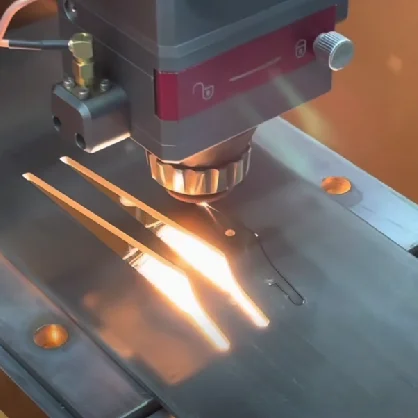 1000w mini metal laser cutting machine for iron steel