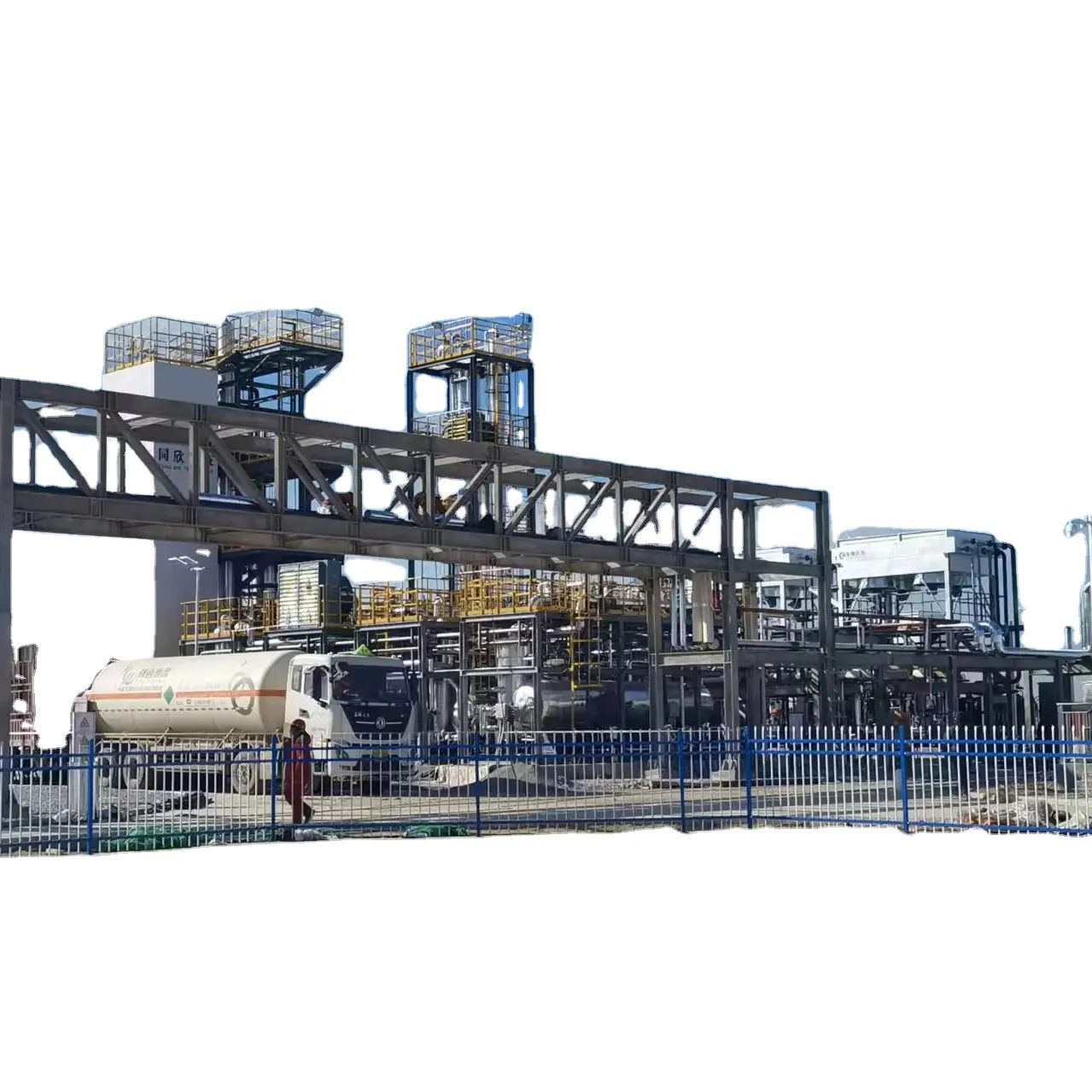 Крупномасштабная установка для сжижения жидкого природного газа