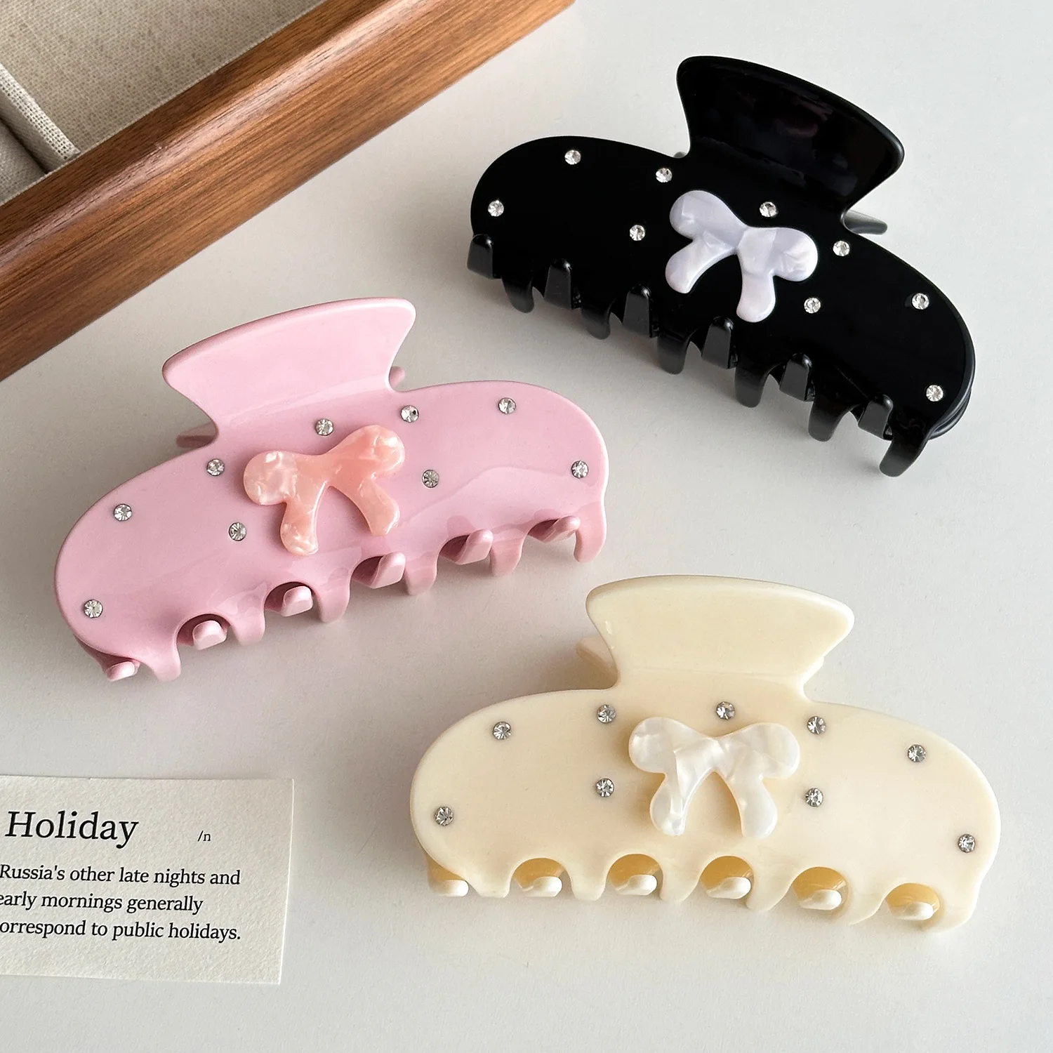 HONEY 2025 Versatile bow acetate hair clip with high-end feel and diamond studded hair grab  jumbo claw hair clips