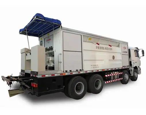 Fiber micro-surfacing / slurry seal truck used for existing pavement and repair the wheel-path rut
