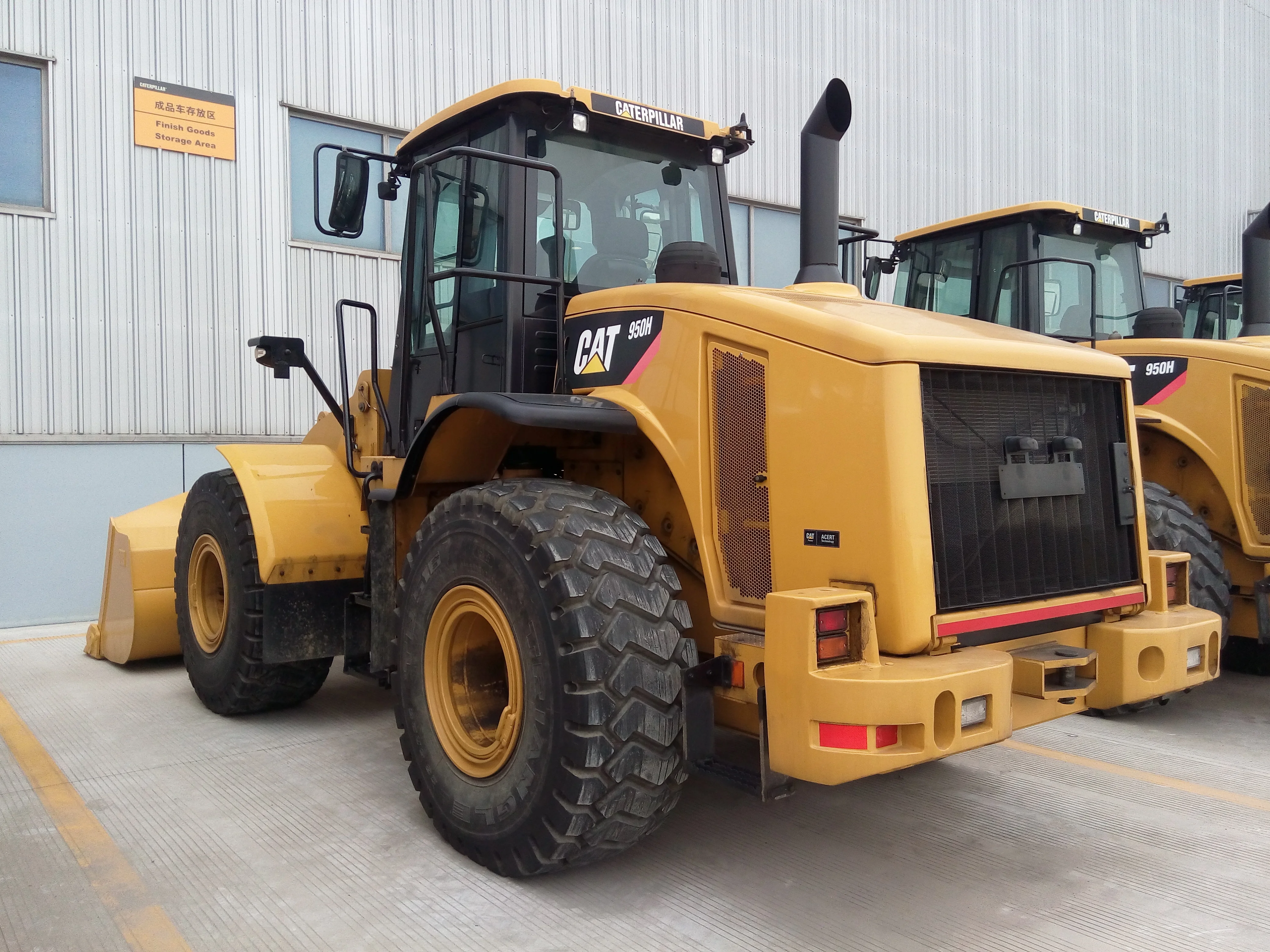 Дешевая подержанная строительная машина cat 950H погрузчик гусеница Подержанные экскаваторы 938 950 966 трактора экскаватор-погрузчик колесный
