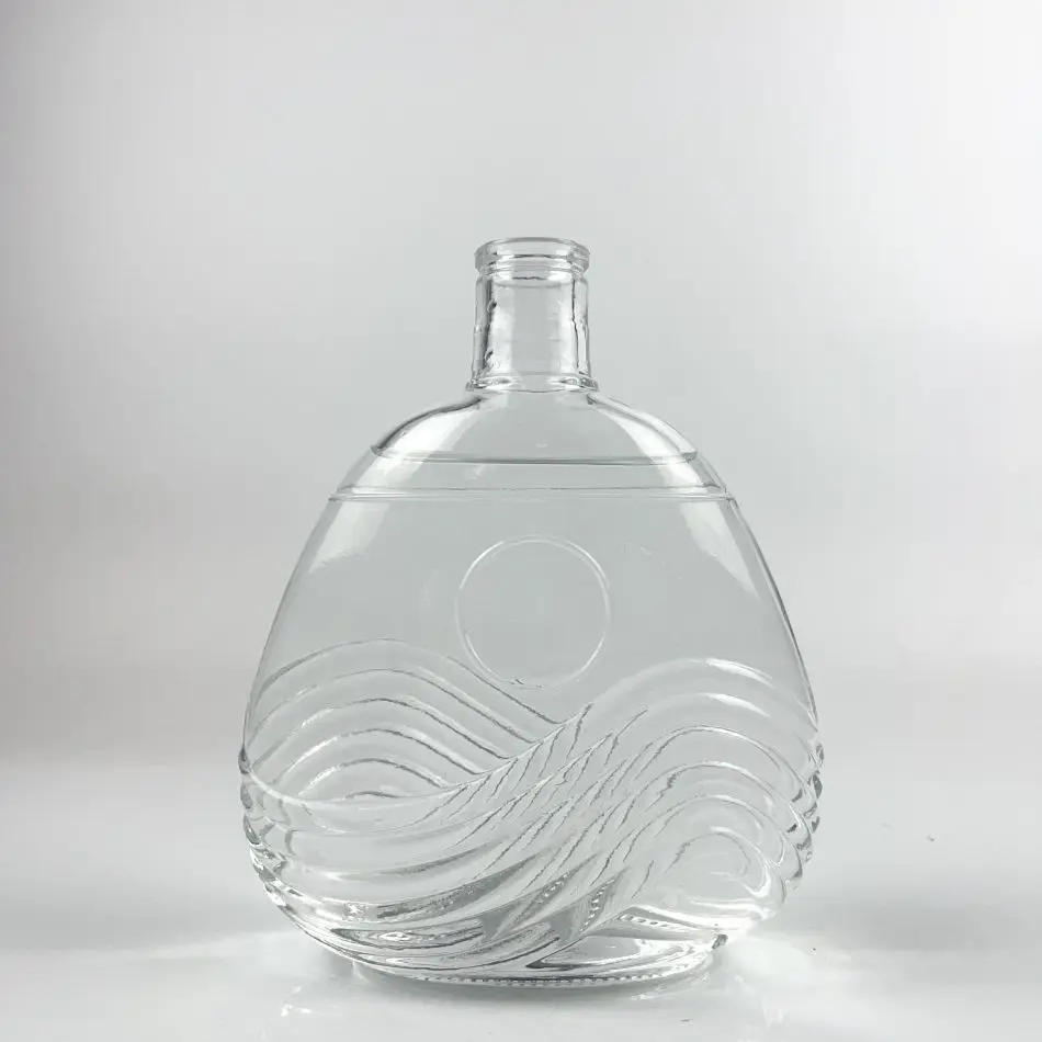 200ml 375ml 500ml all kinds of glass bottles whisky brandy vodka tequila with different shapes and weight and different designs