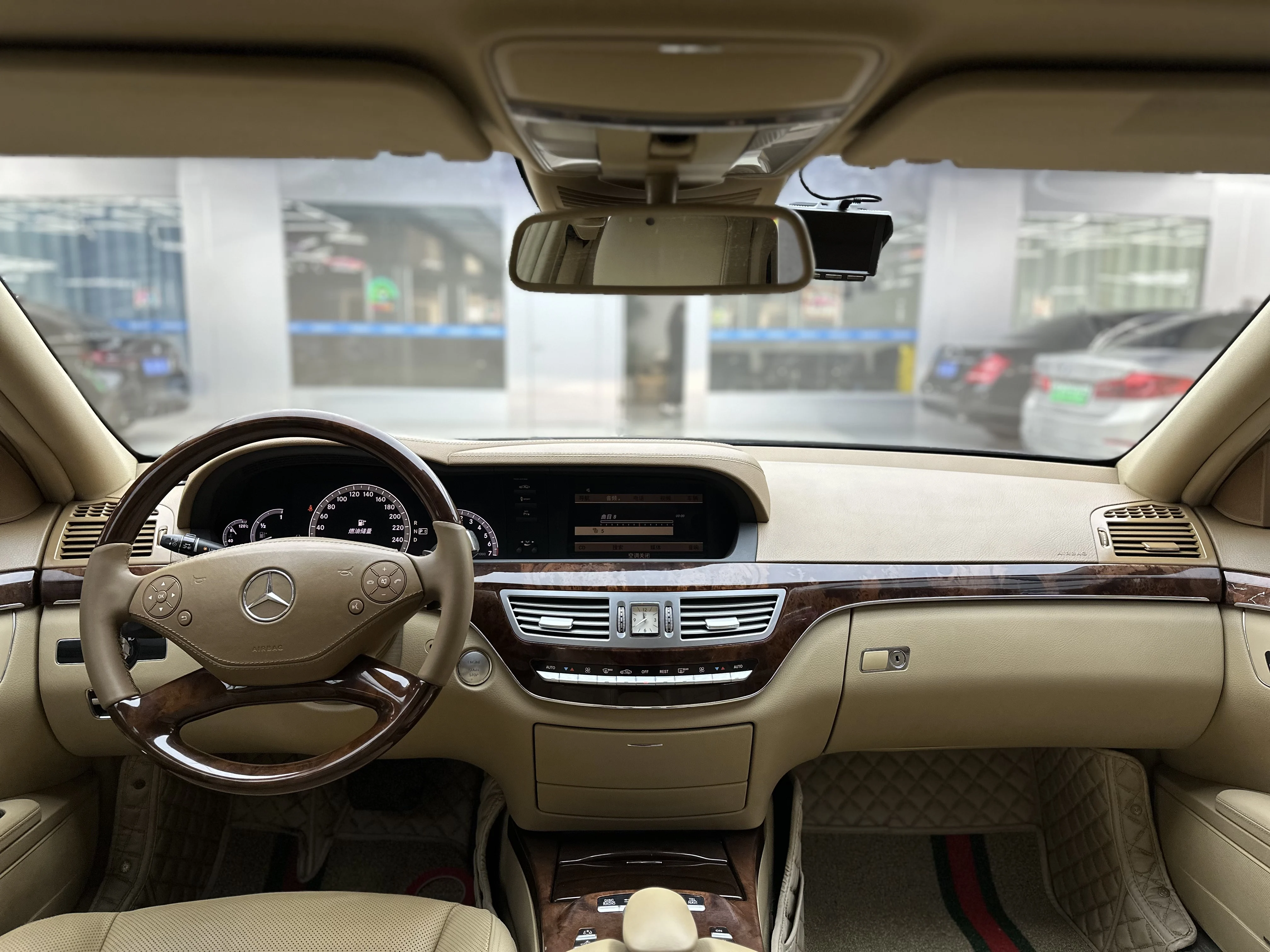 Luxury Cars Mercedes Benz S-Class S300L 3.0L V6 sunroof used cars
