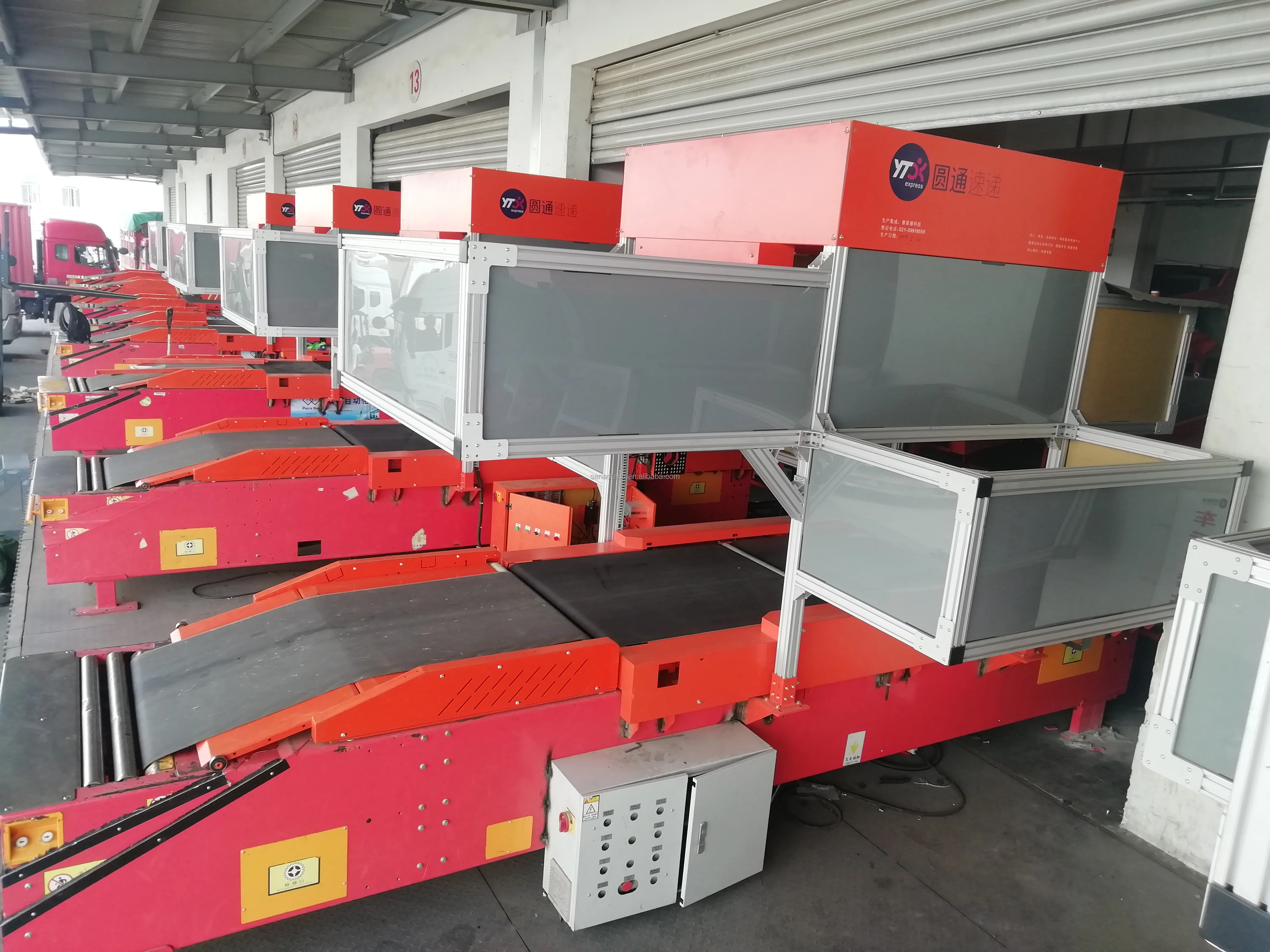 Automation clothes separate machine cross belt sorting conveyor with DWS for e-commerce for express/ post