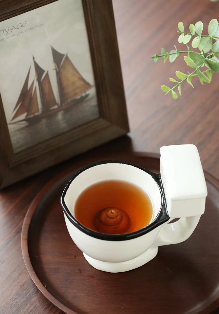 LOW MOQ trickery stool toilet cup novelty ceramic coffee mug spoof water cup creative Mug