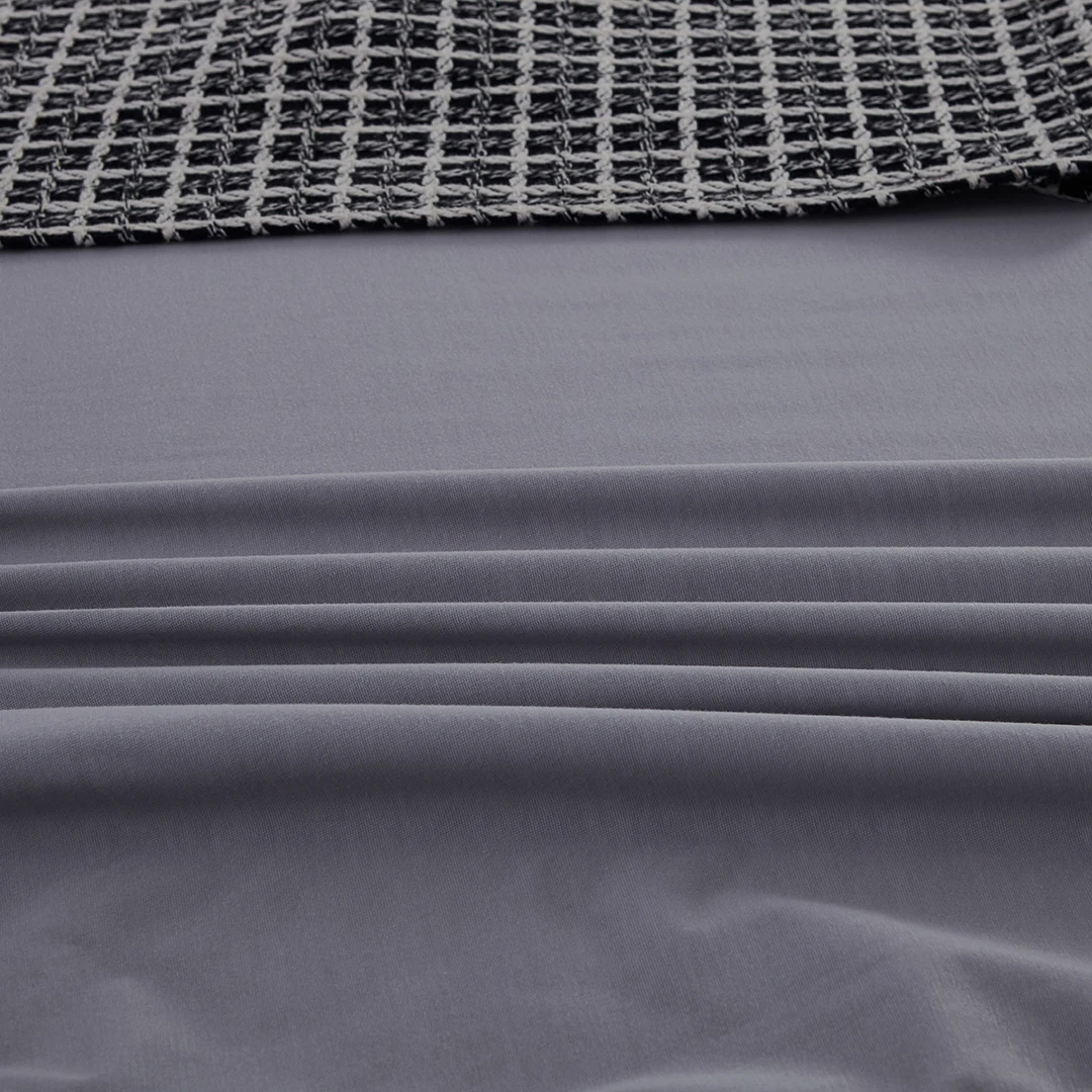 Factory Price Waterproof Mattress Protector Cooling Fabric Same Type Plain Style Bed Protection Pad Home Hospital Use