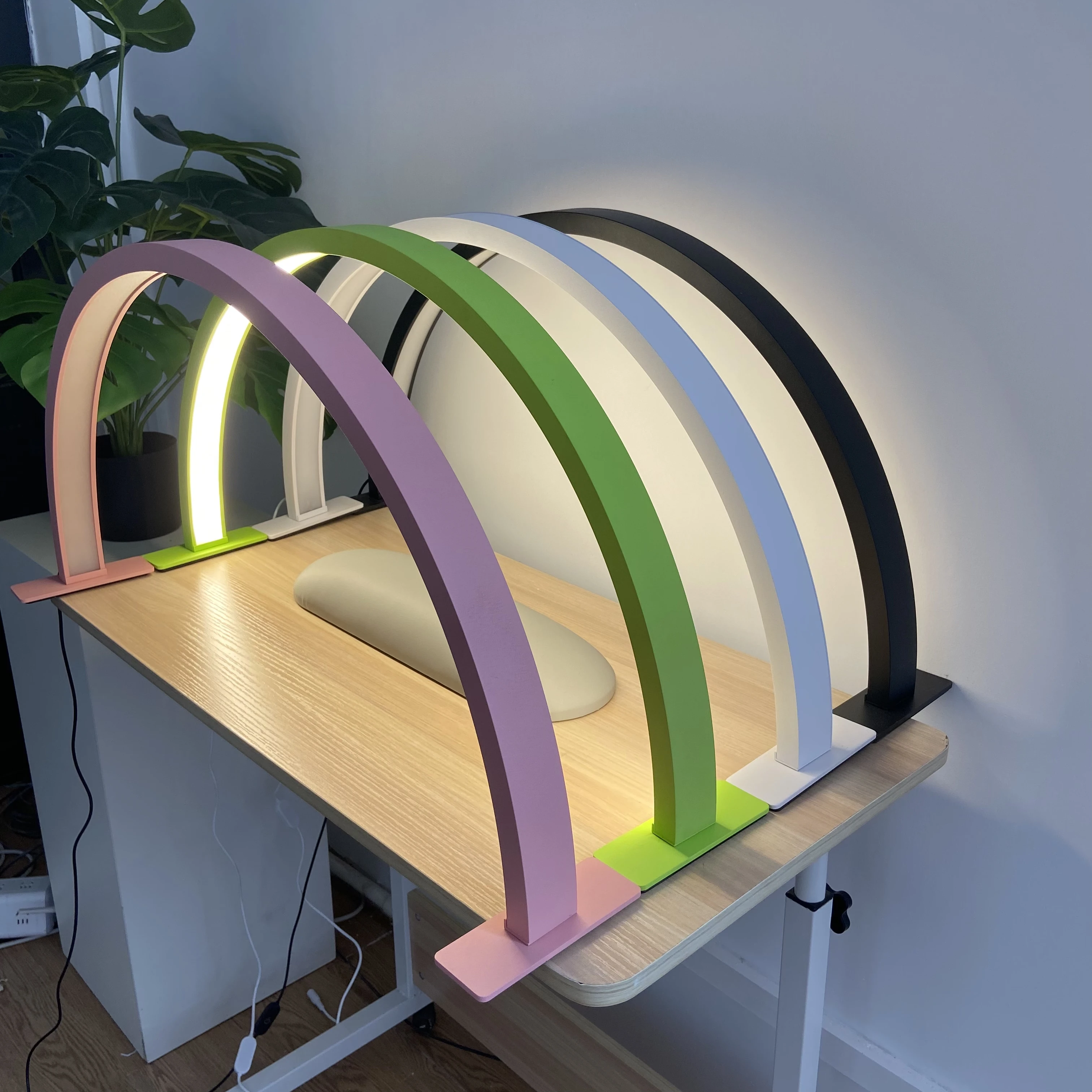28 inches Big Size Half Moon  Nail Table Lamp  Lighting Beauty Salon  Logo Half Moon Light