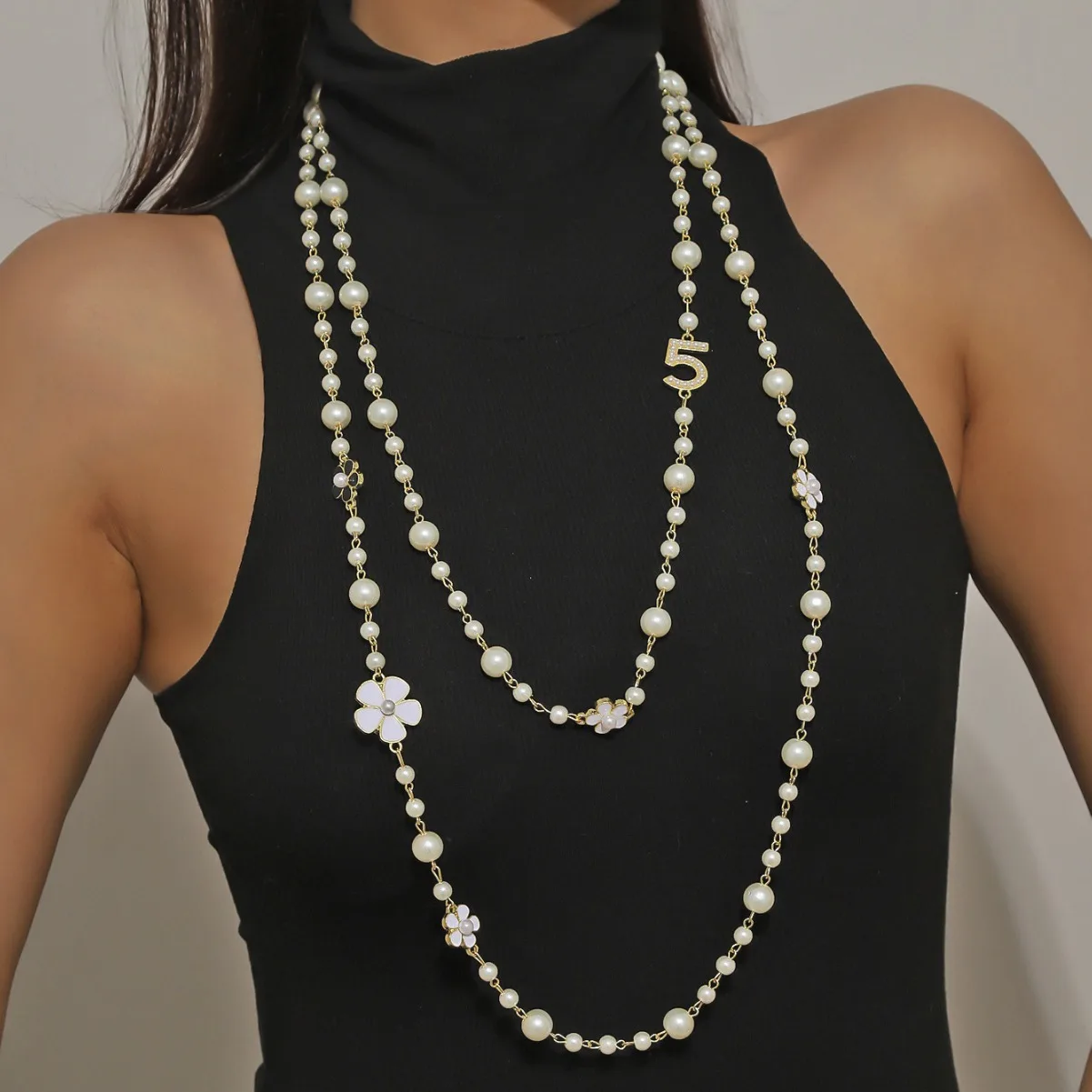New Arriving Luxury Camellia Pearl Necklace Designer Number 5 Long Multi Layered Sweater Chain Women High Quality Fine Jewelry