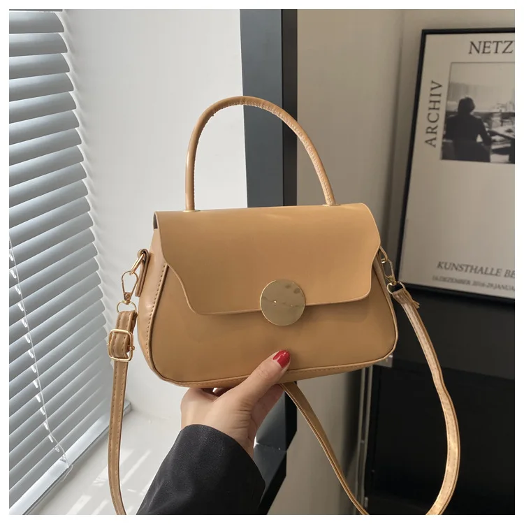 Wholesale 2022 Lady Design Luxury Handbags Young Woman Famous Handbags Trendy Hand Bags For Females