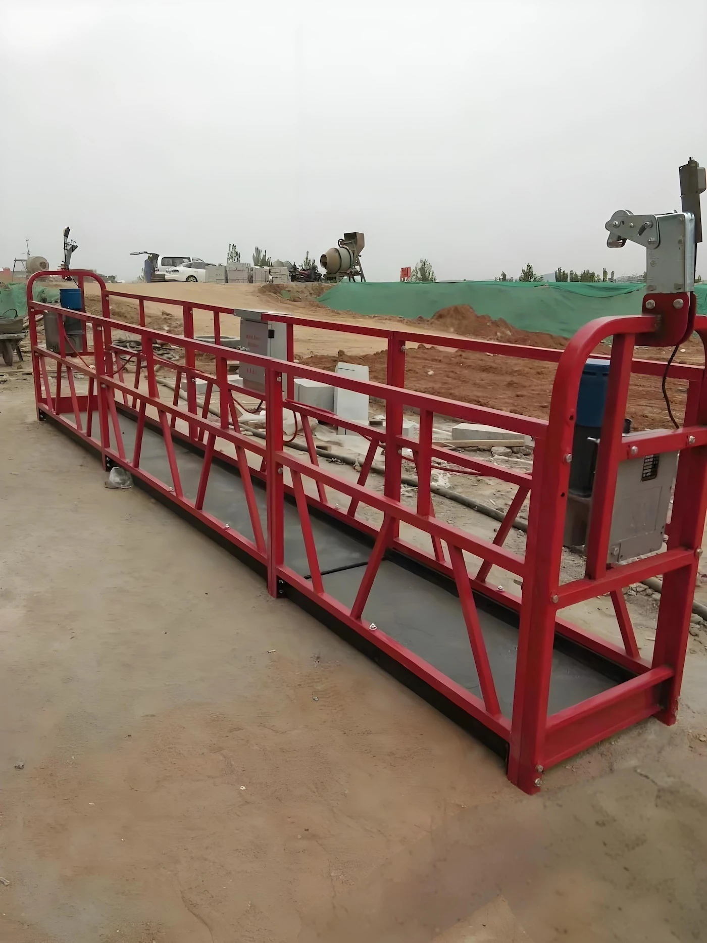 Construction Lifters Suspended Platform for Better Accessibility in Building Sites