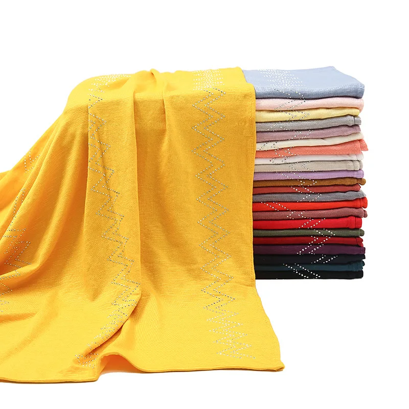 Мягкий теплый малайский Tudung bawal шарф гладкой мусульманские Джерси хиджаб шарф со стразами для женщин