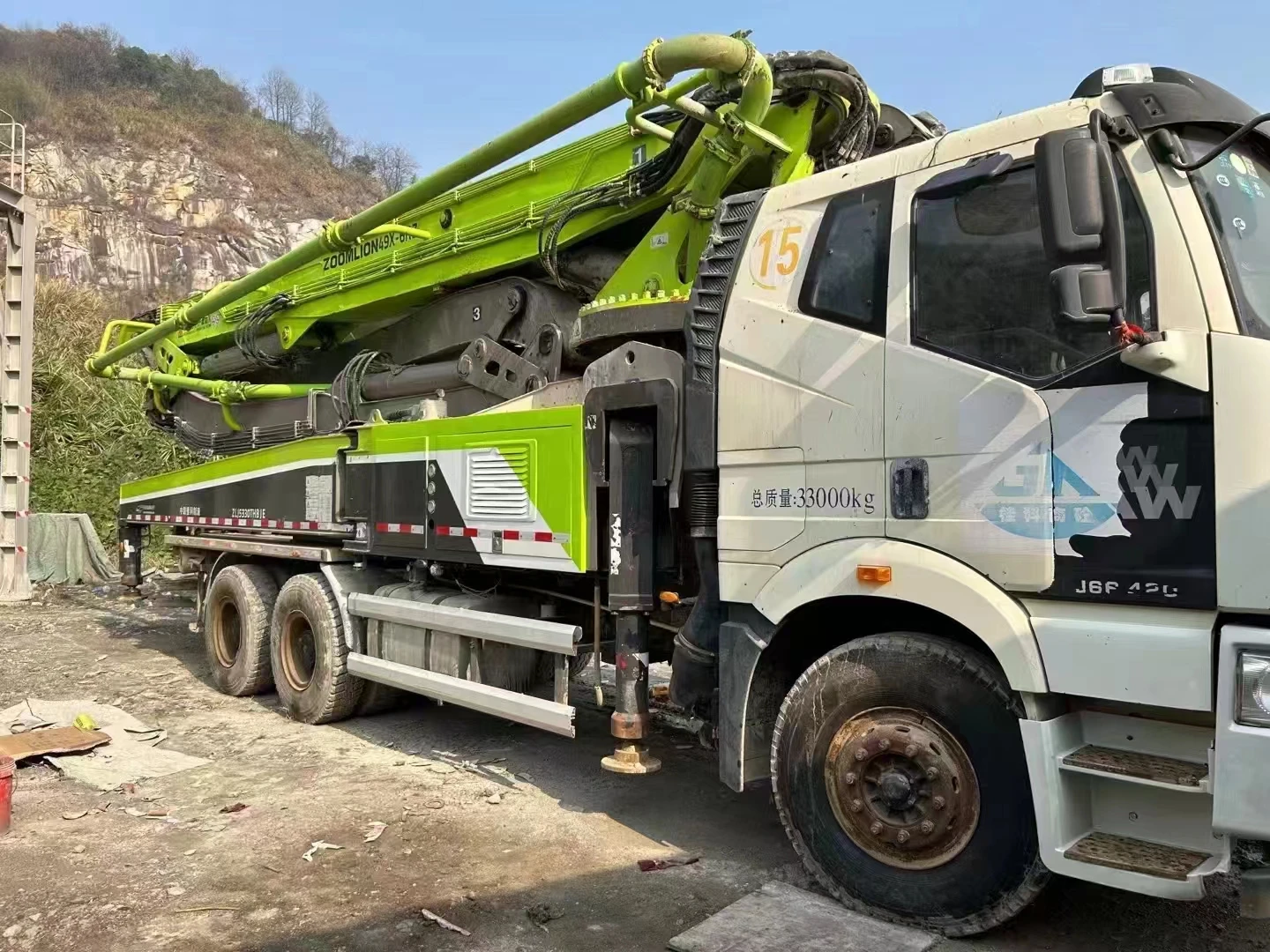 18 Years Zoomlion Jiefang 49 Meter Used Concrete Pump Truck Offers Factory Inspection Diesel Used Cars