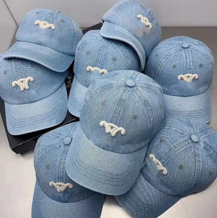 Designer Letter Embroidered Cowboy Baseball Fashion Sunshade Duck Tongue Hat