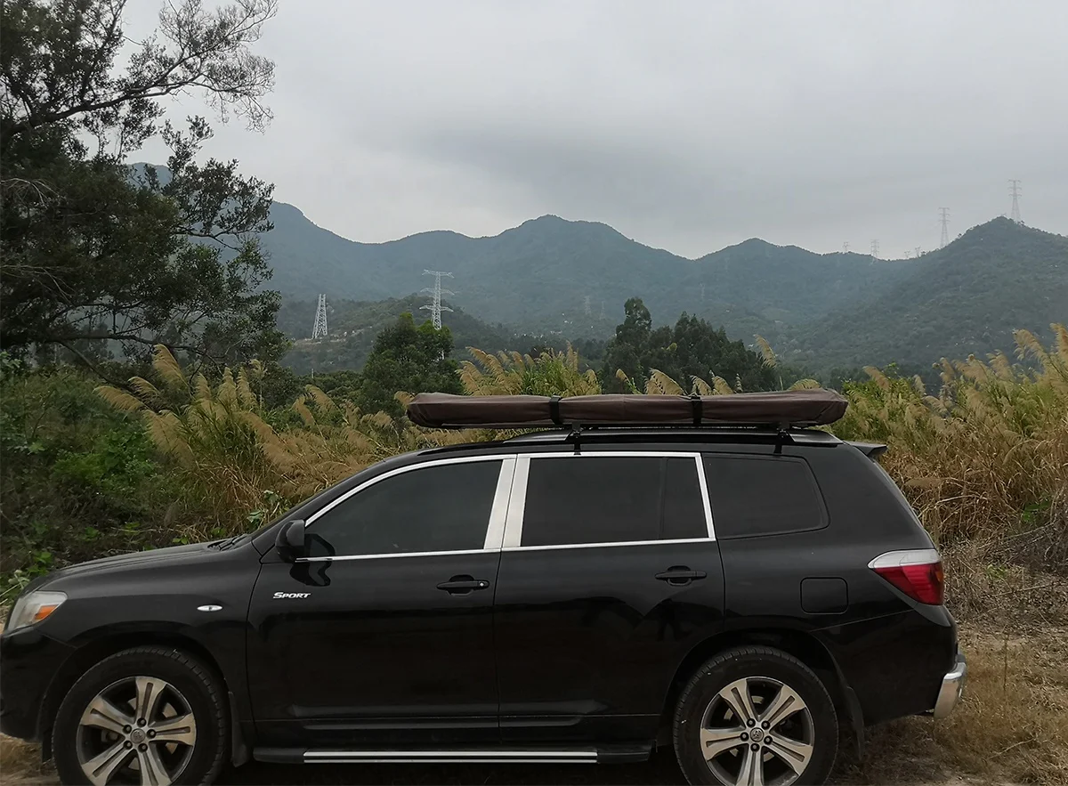 2022 RTS 4wd Ultralight Clamshell Roof Top Tent Black Soft Shell for SUV 2-Person Car Rooftop Tent with Aluminum Roof