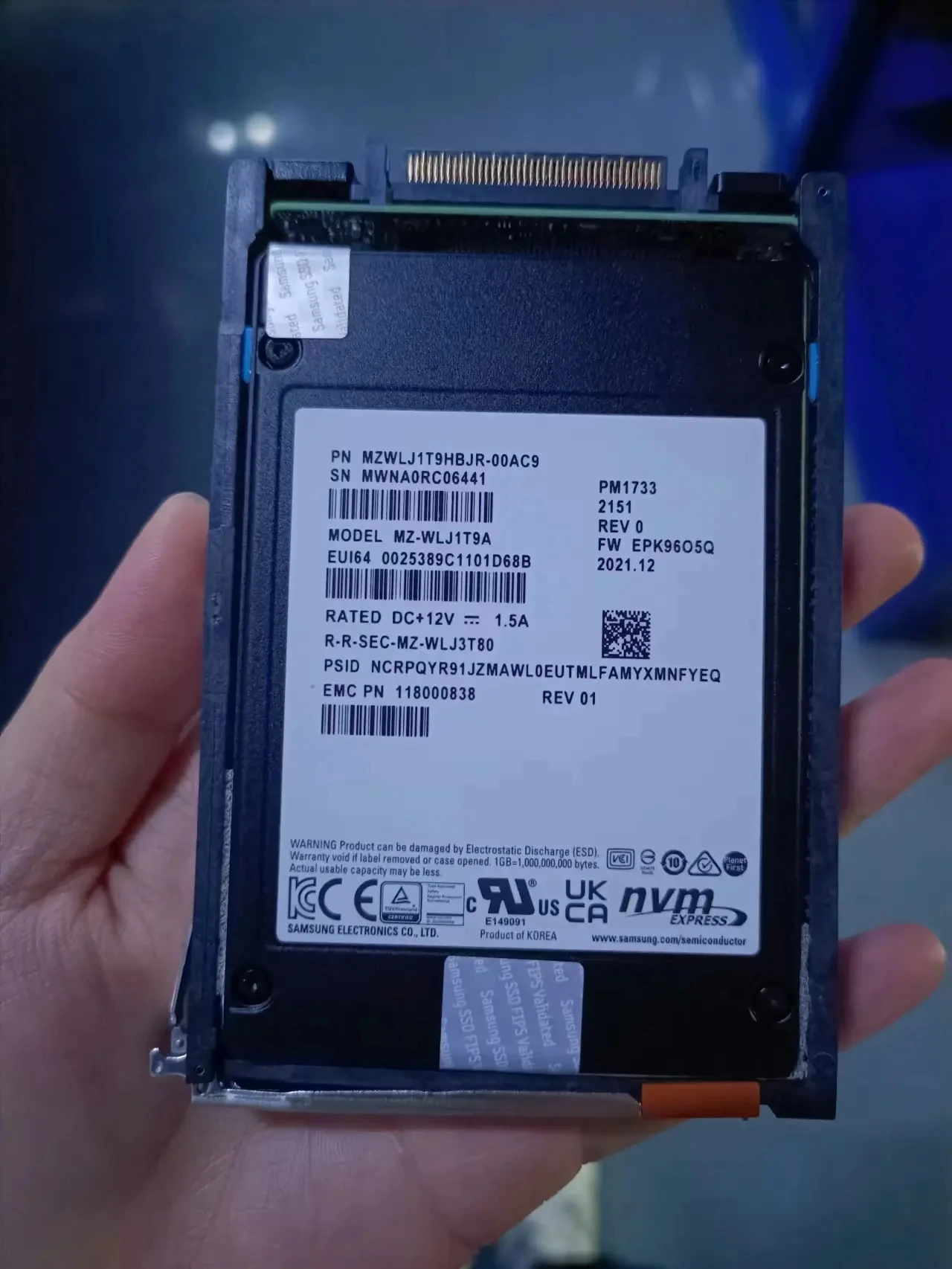005052920 1 92 TB NVMe SSD UPG для блока питания 1000T T 005053703 005052919