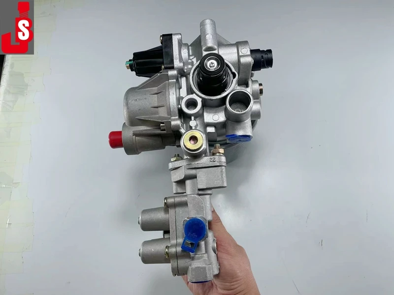 air dryer filter assy for FAW  J5 J5P JH6 trucks OEM 9325000250