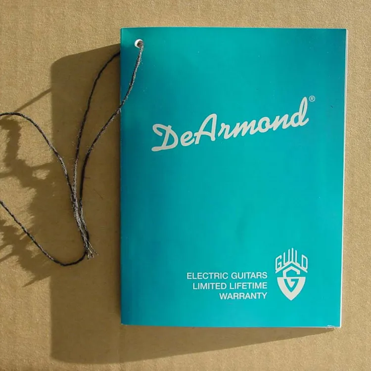 
Custom Paper Hang Tag Folded Swing Tag for Clothing and Shoes 