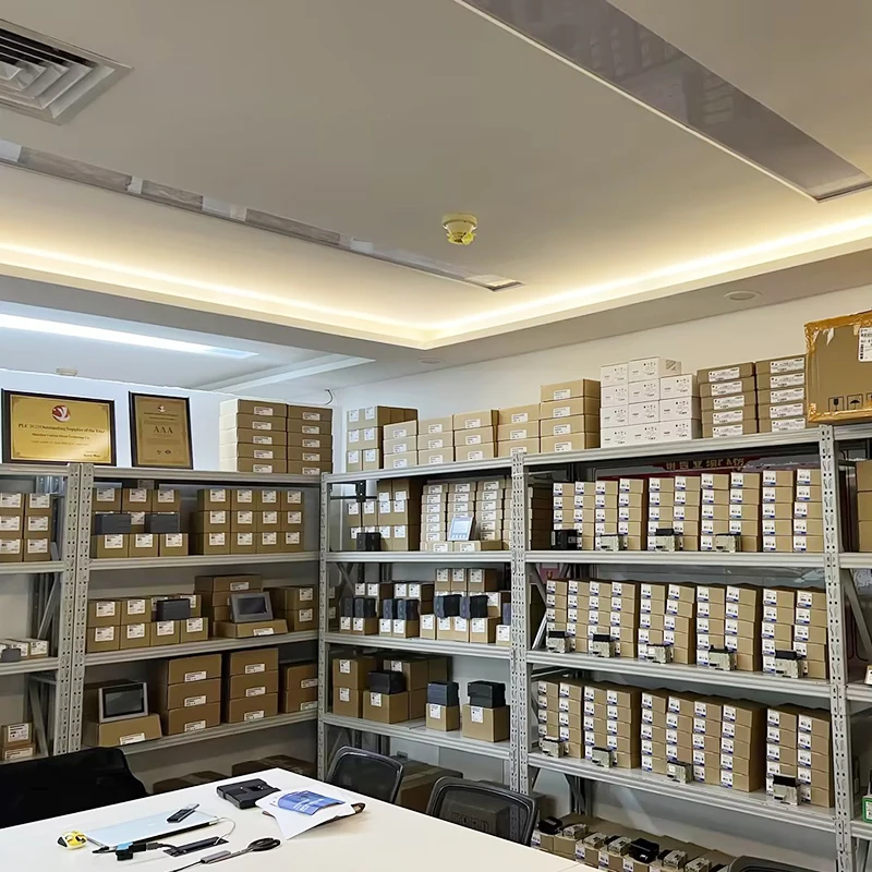 MT8101IE 7 Inch Touch Screen Gold Seller  PLC Controller Brand New Original Spot MT8101IE 7 Inch Touch Screen Hmi Touch Panel