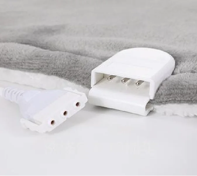 Hot Selling Small Electric Heated Blankets Portable Warm Soft Plush Throw Heated Blanket
