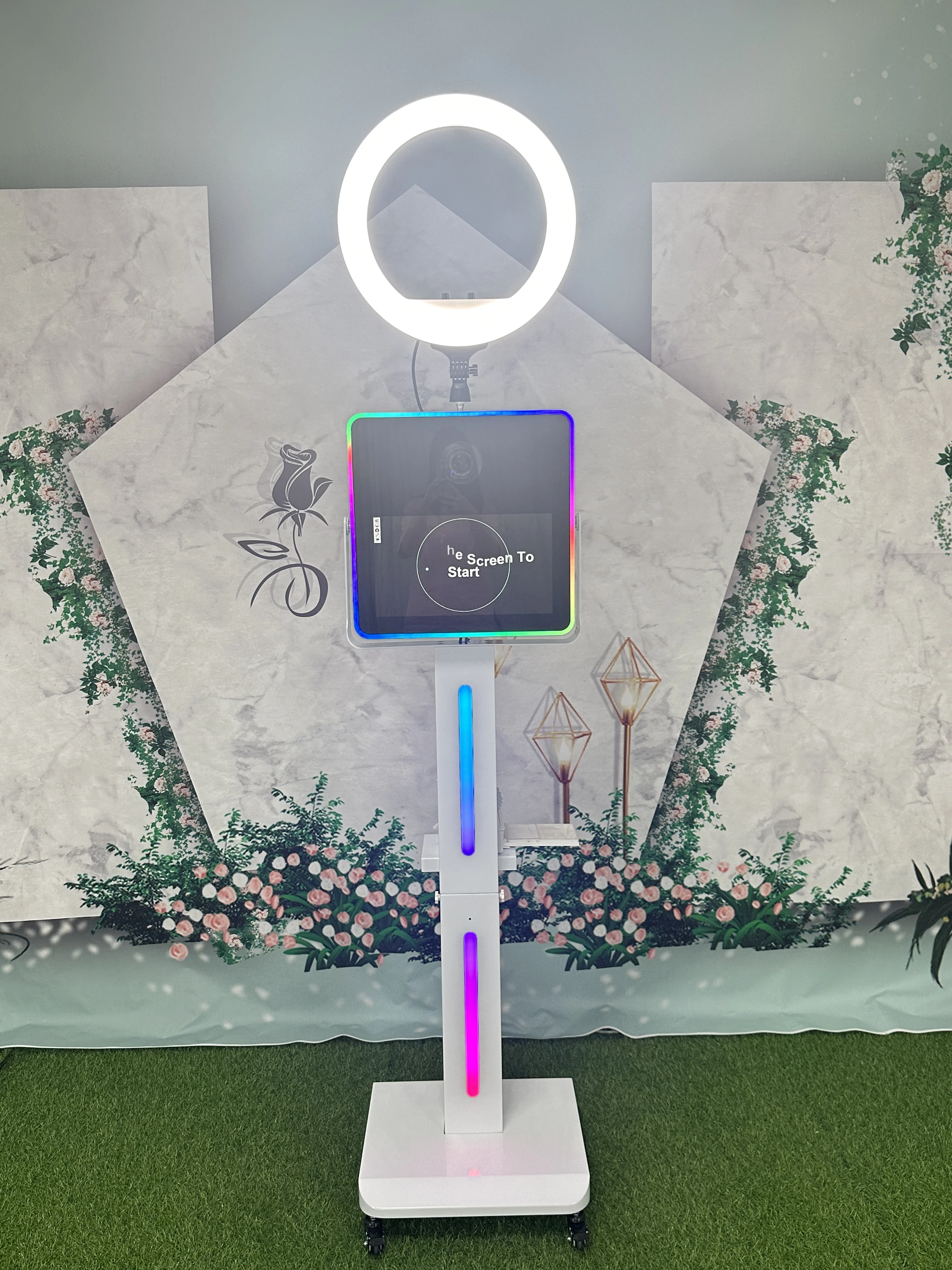 Split Stand Dslr Touch Screen Interactive Wedding Photo Booth Selfie Kiosk Booth With Ring Light For Party Having Fun