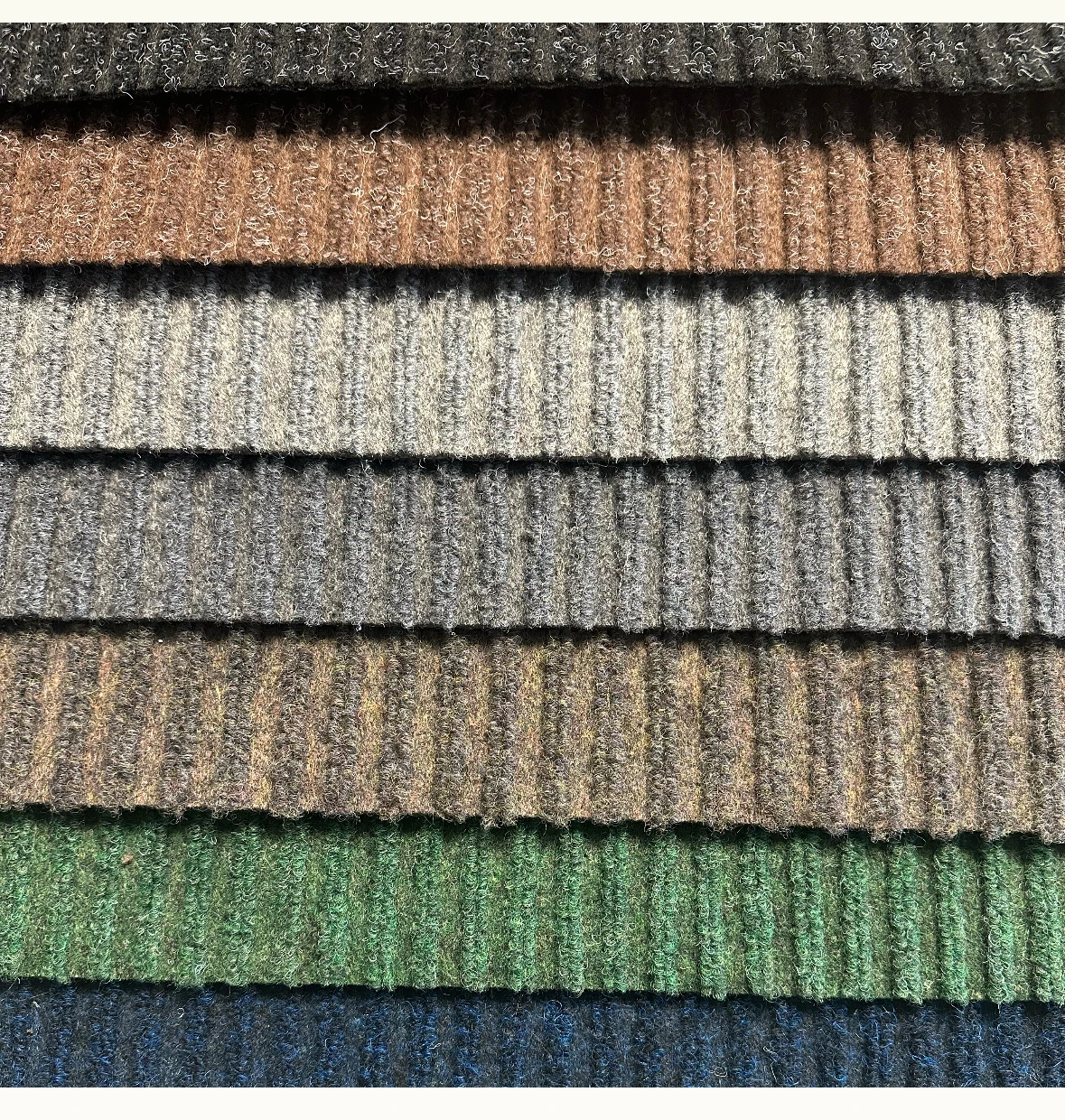 100% polyester 2 ribs facing with GEL backing