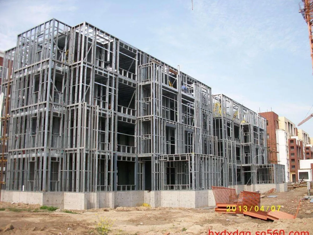 Китай низкая цена плоская упаковка легкая сталь удобрение хоббит ангар стальная конструкция склад