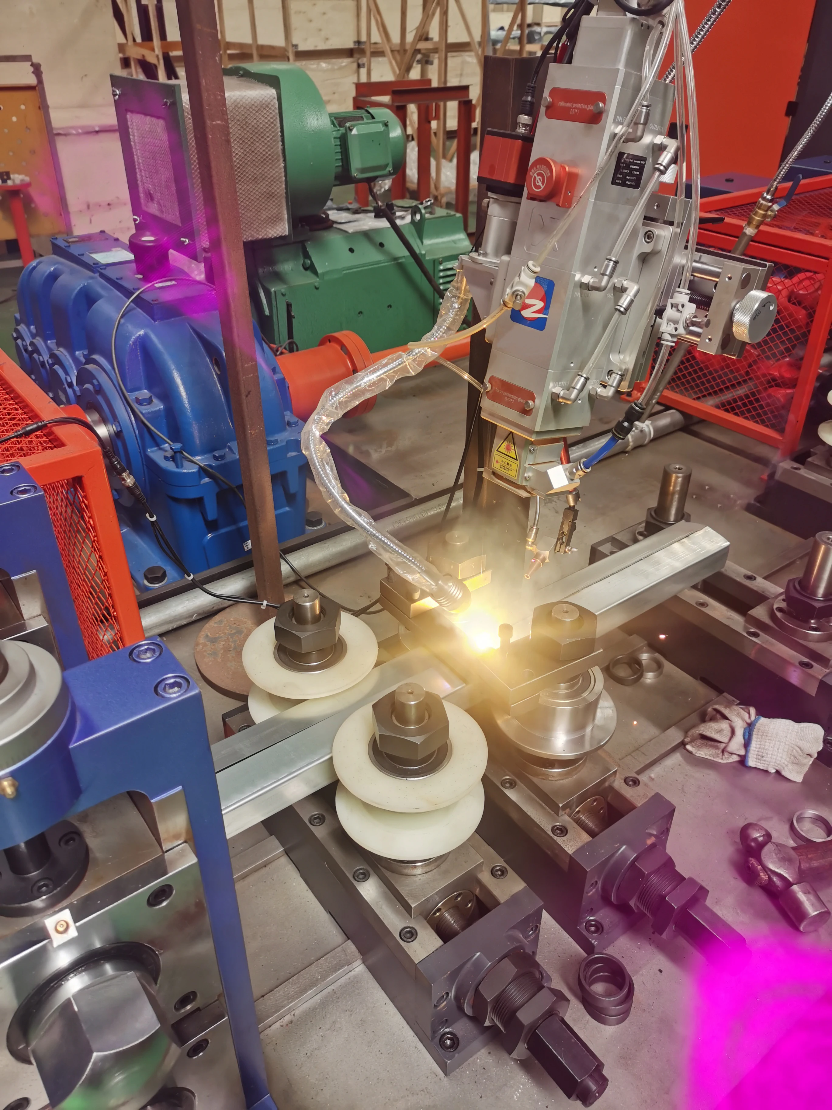 High Quality Stainless Steel Tube Mill Line Industrial Laser Welding SS Pipe Making Machine