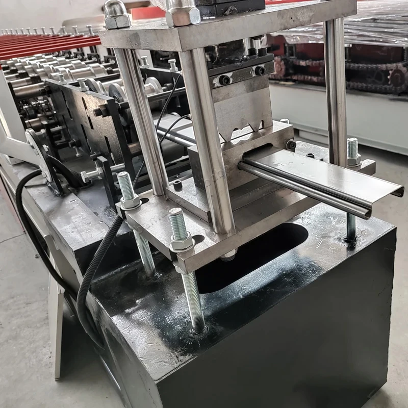 hydraulic galvanized roller shutter door machine production line / cold roll forming machine