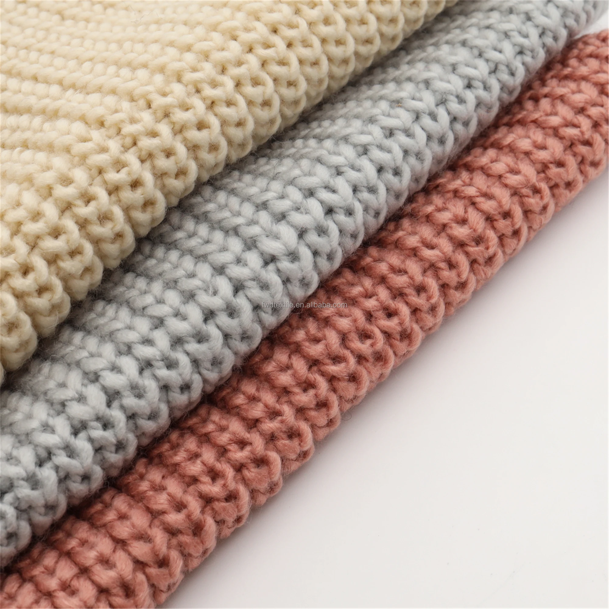 Spot Goods 100% Acrylic Worsted Roving Yarn Cone 3Nm/1 100% Dyed Fancy Knitting & Crochet Yarn for Sewing