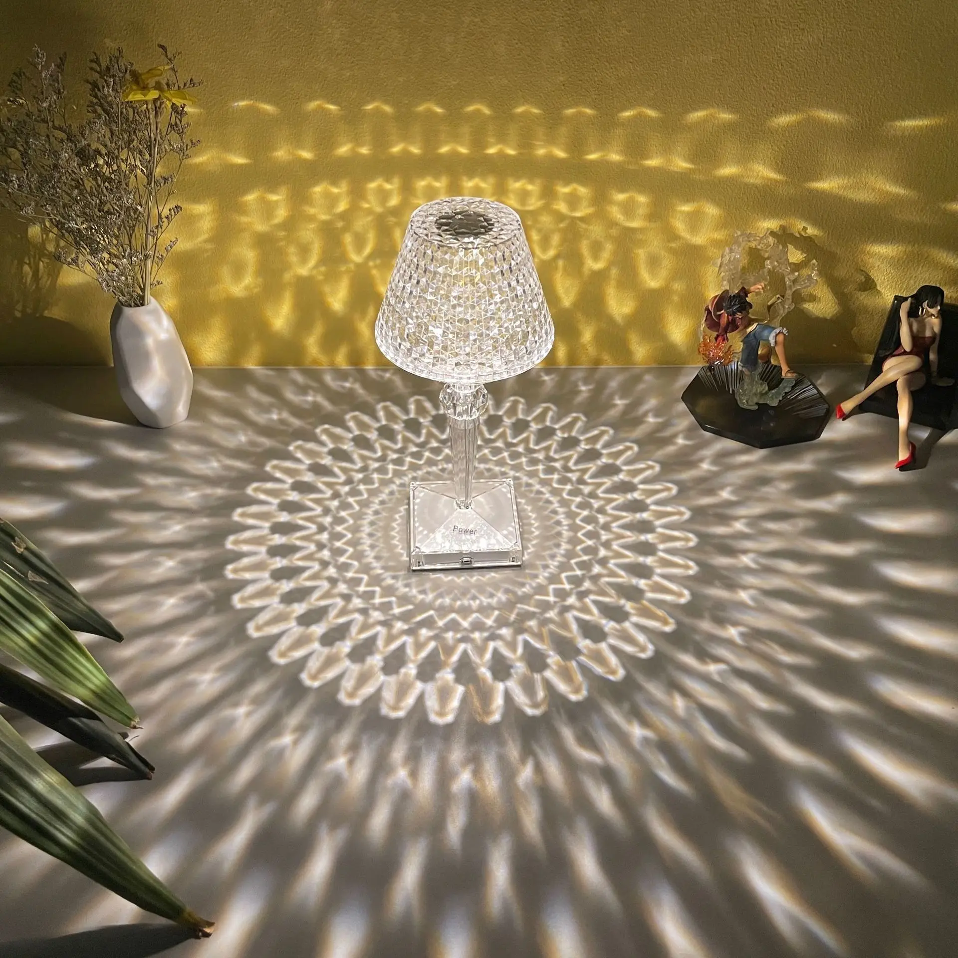 2022 Wholesale High quality Bedroom Portable Night Light Wireless Rechargeable LED Crystal Reading Table Lamp