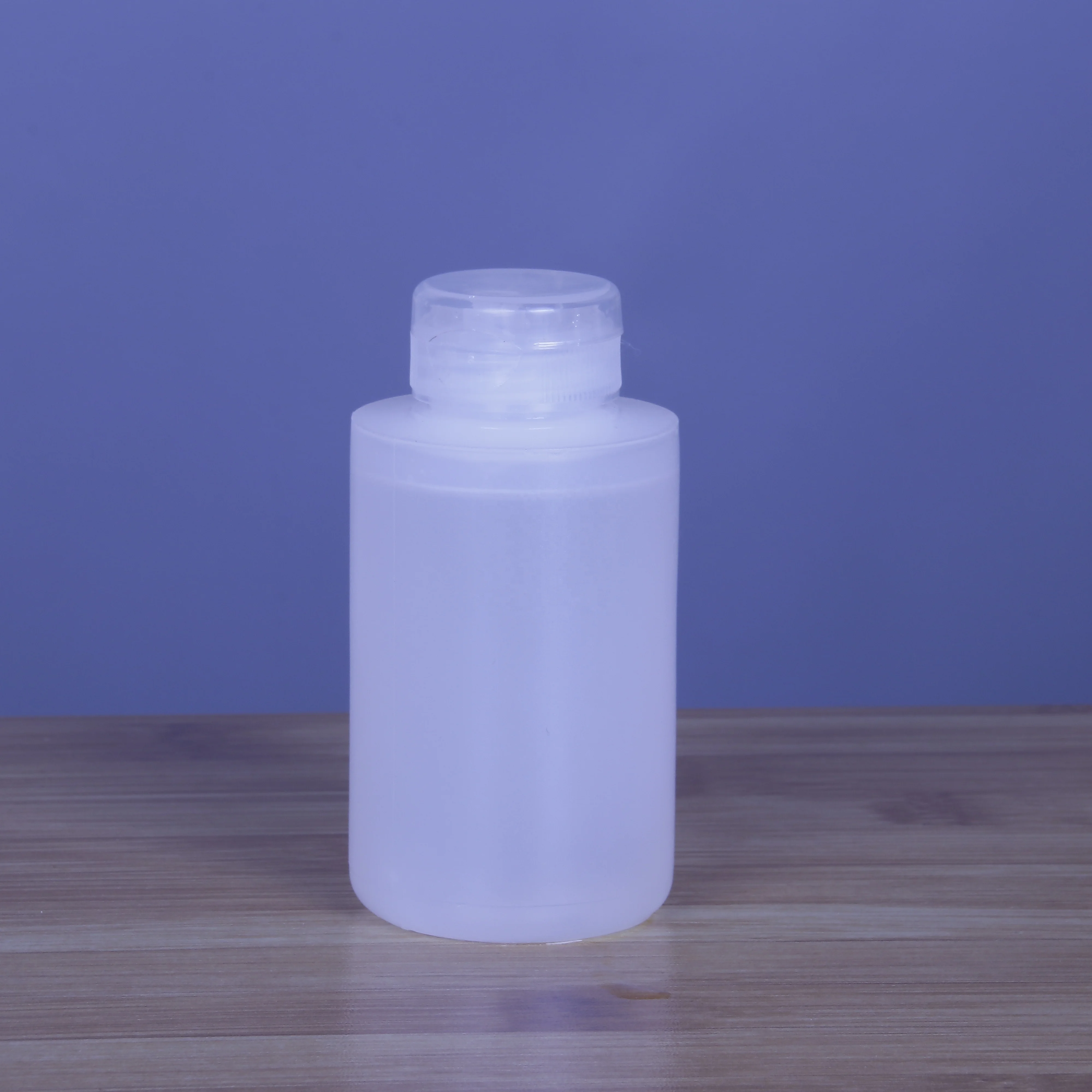 Customized Label Plastic Empty Lotion Containers Travel Bottles with Semi Transparent Flip Cap for Shampoo Conditioner Lotion