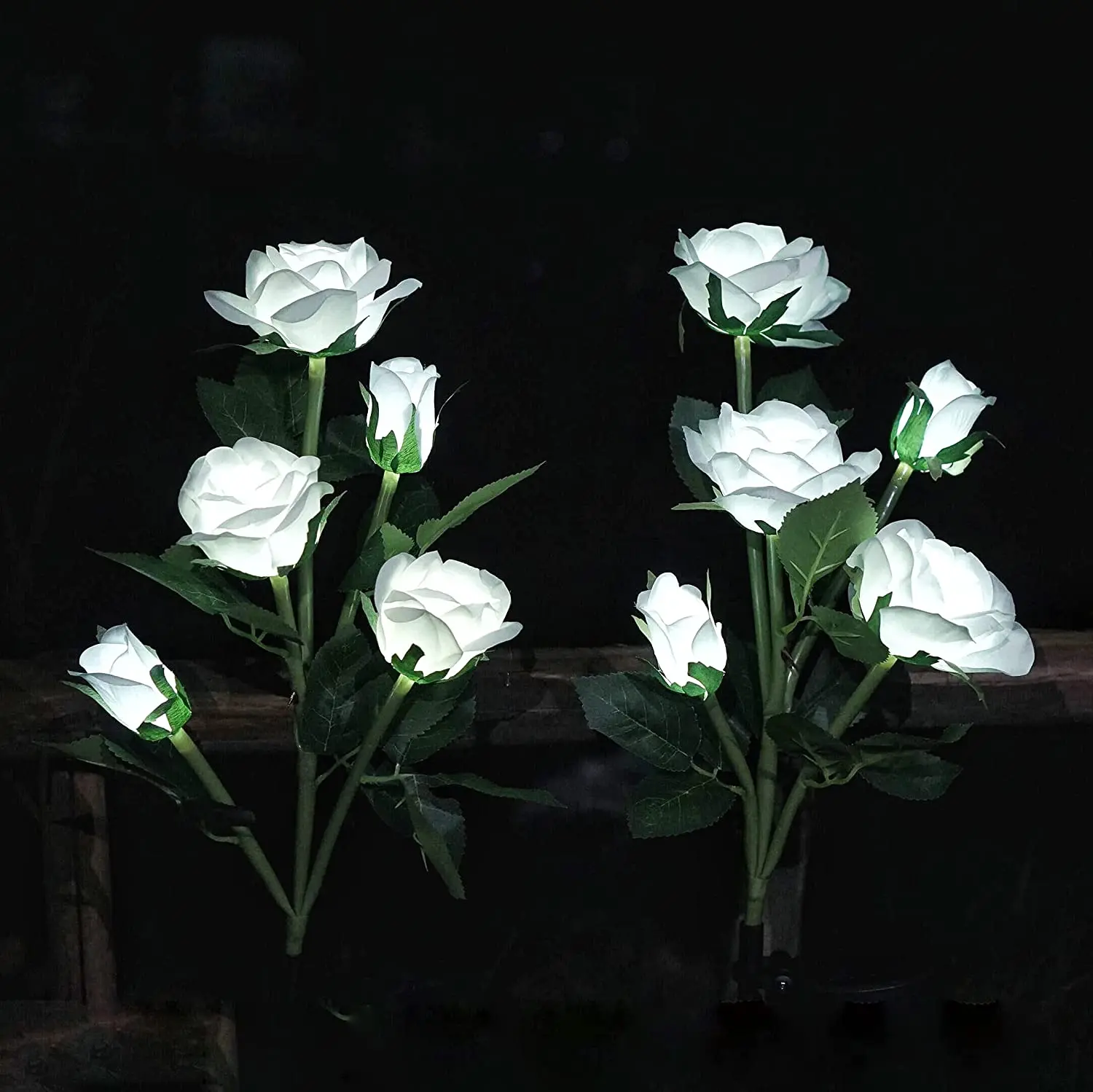 White Solar Powered Garden Flowers LED Realistic Rose Flowers Stake Lawn Lights Waterproof Outdoor for Patio Pathway Courtyard