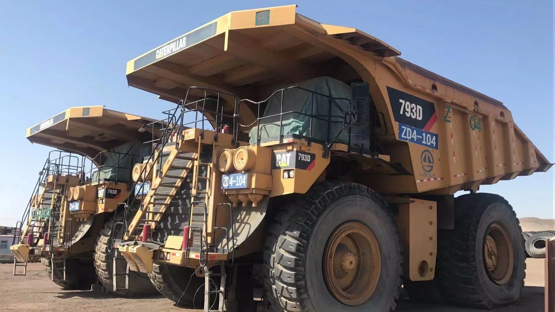 Caterpillar 793D Mining machinery heavy used dump truck