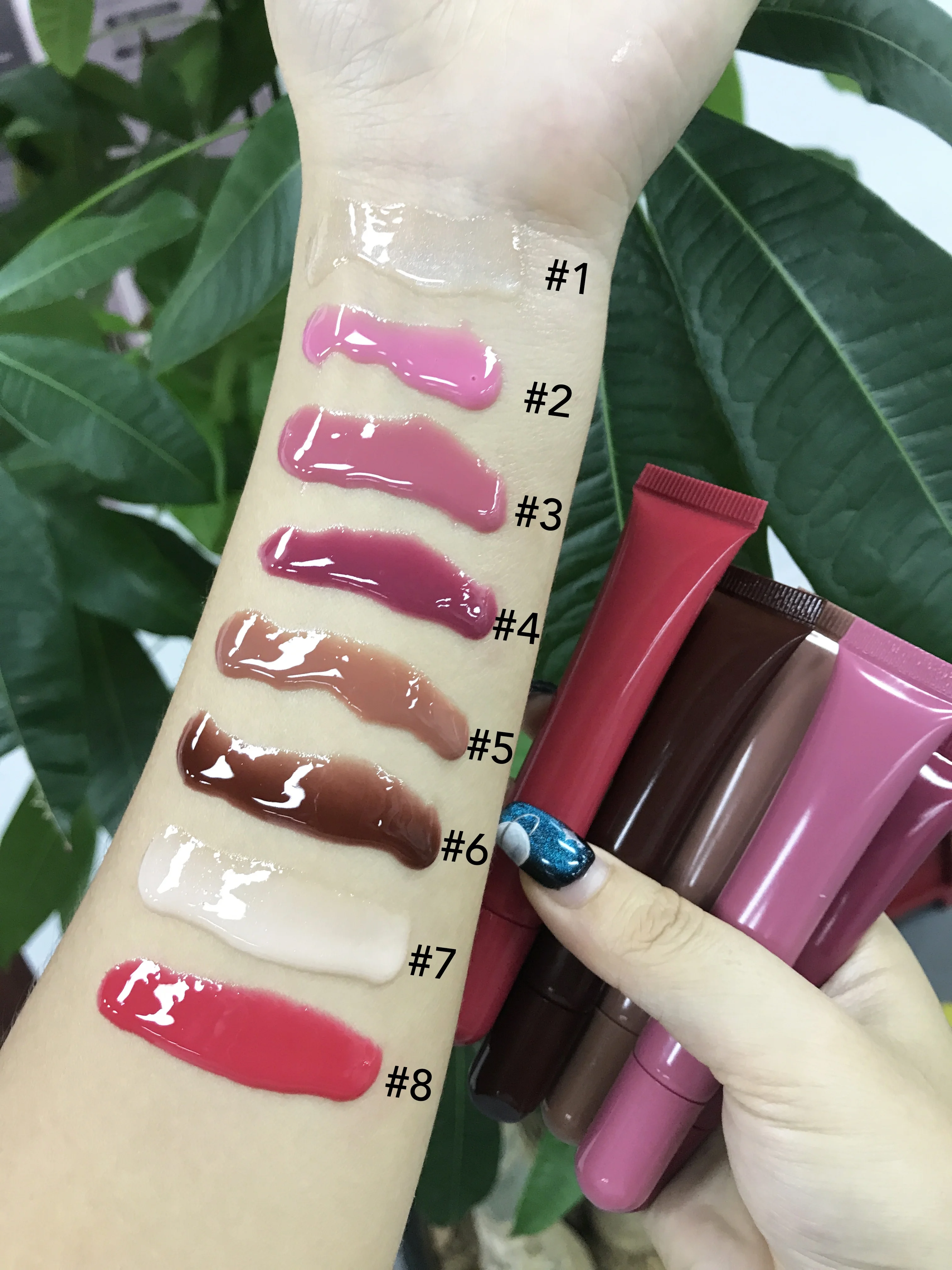Wholesale Peptide Lip Balm Treatment Plumper Gloss Custom Logo Glossy Liquid Lip Tint Oil Make Up