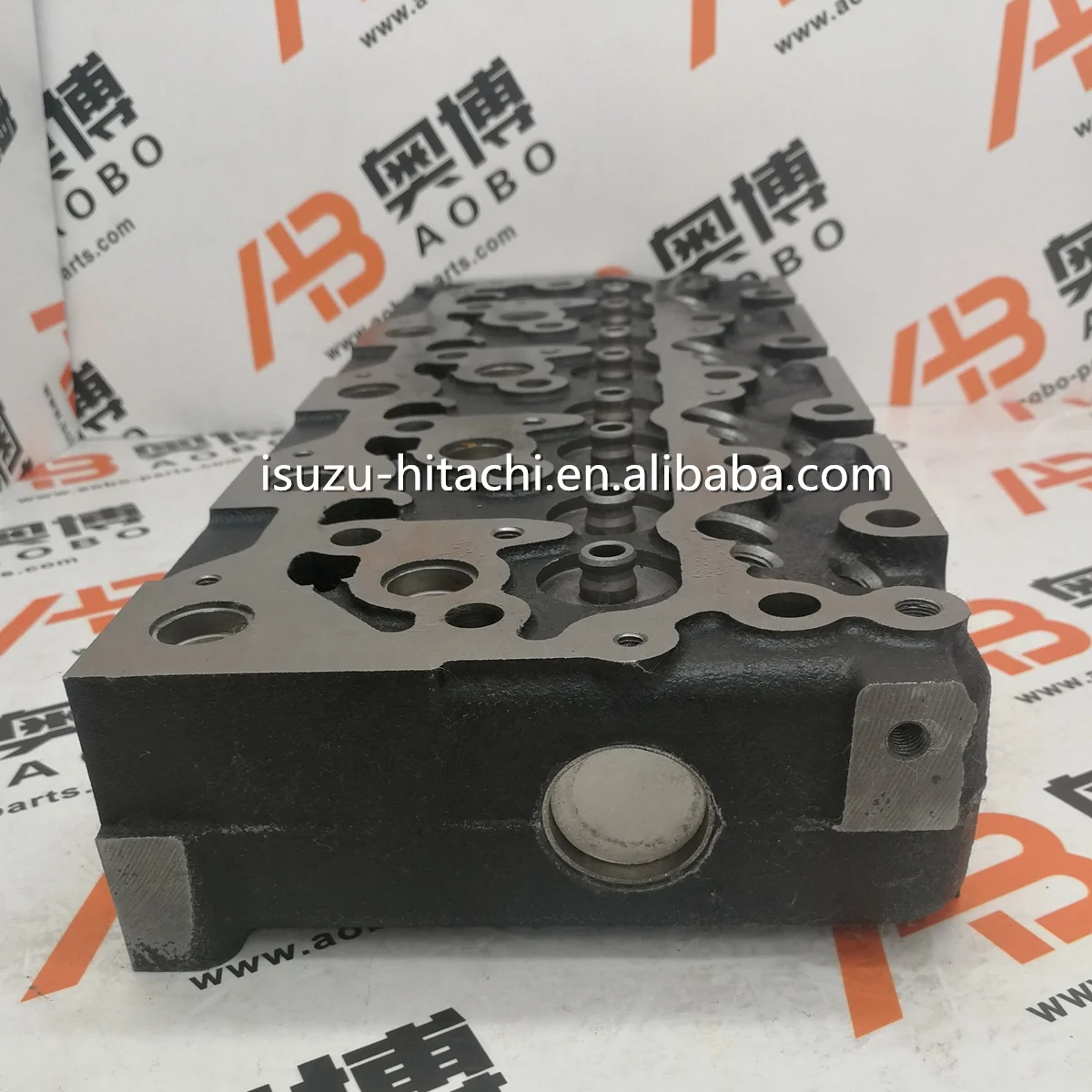V2203 V2403 Cylinder Head 16030-03044 1G790-03043 Old Type