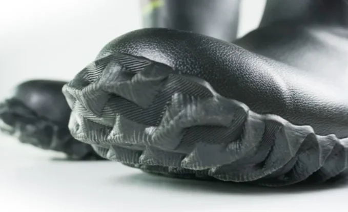 Custom 5mm Green Color Neoprene Chest Waders Bootfoot Fly Fishing For Lady