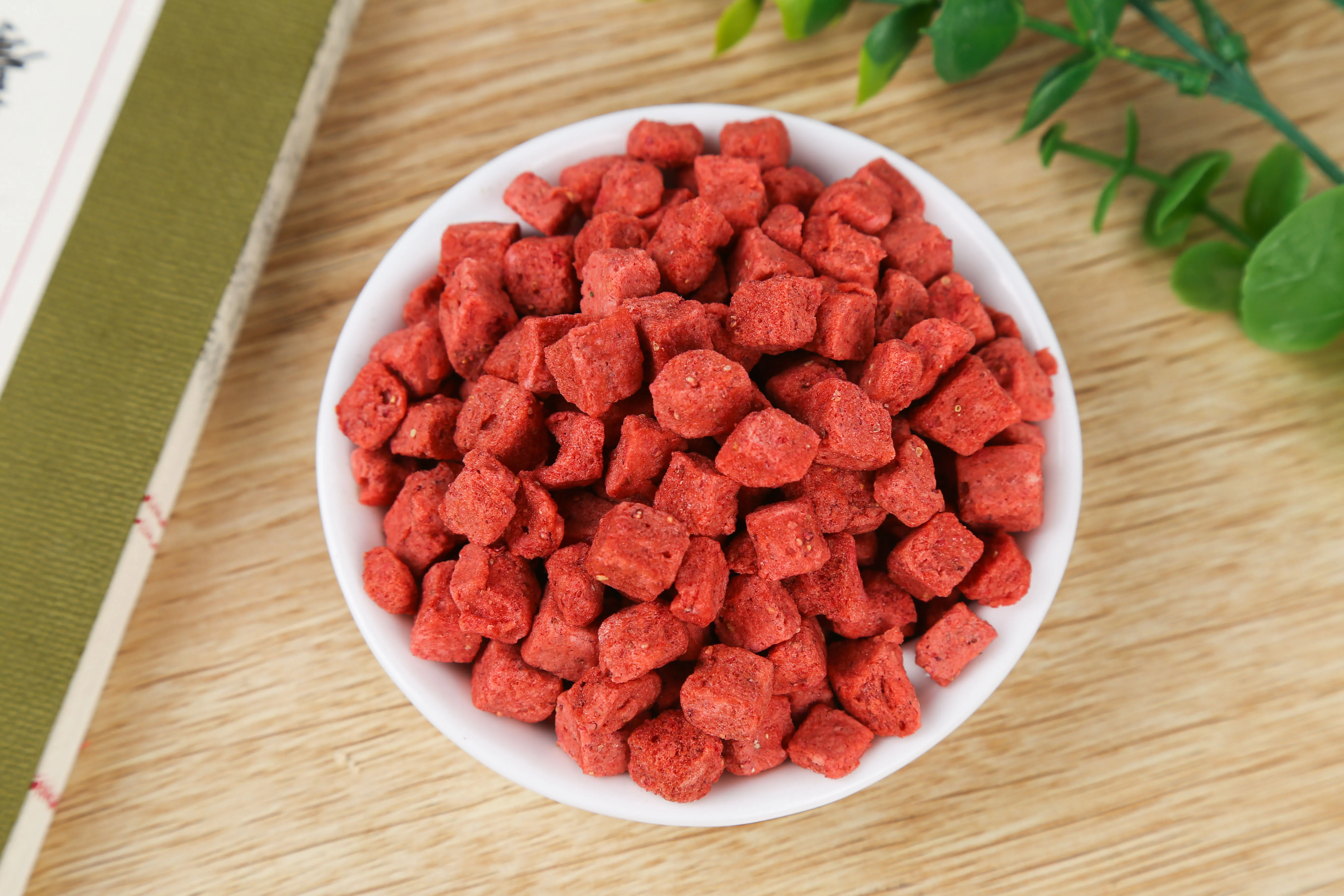 Высокое качество натуральный рост зеленый обезвоженный клубничный вяленый