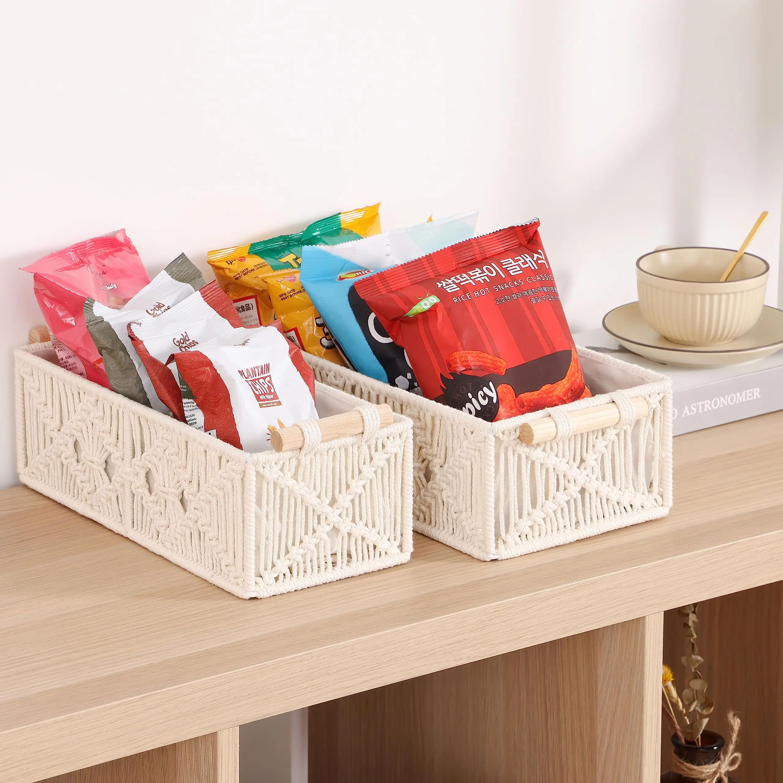 Macrame Storage Baskets Sets 2 Handmade Woven Cotton Rope Storage Bins Decorative Boxes with Wood Handlesfor g