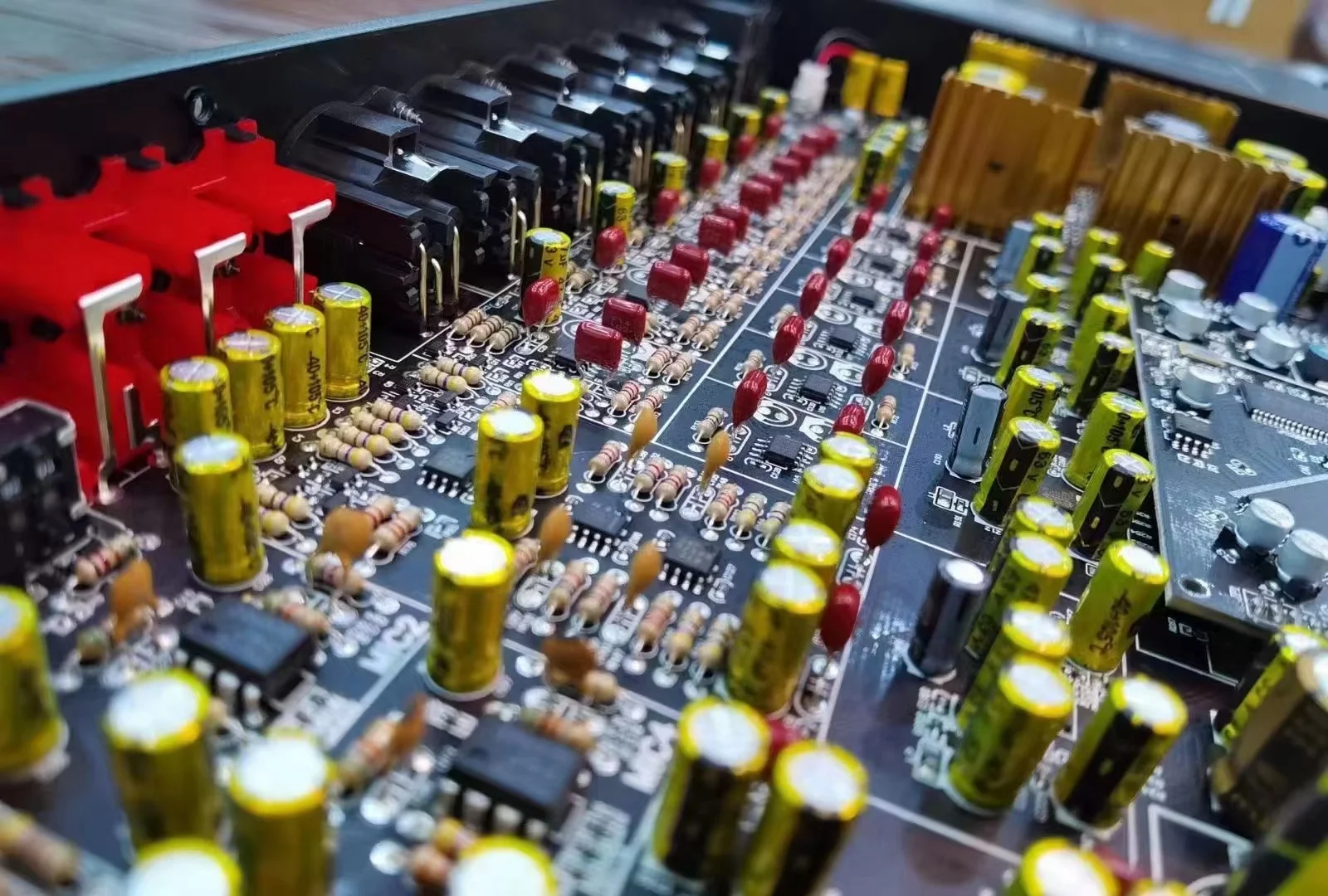 Professional Karaoke Audio Processor front eccetor Can Set via a PC Interface Prevent Howling