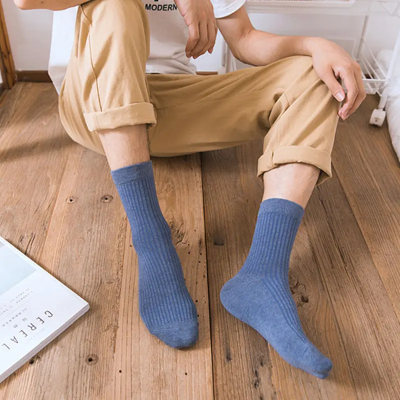 Solid Color Colorful Combed Cotton Striped Soft White Black Crew Dress Socks Men Crew Sport Socks