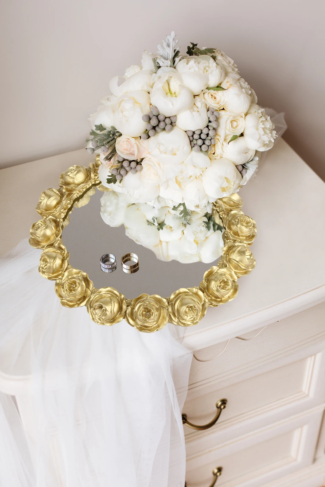 Nordic style round retro carved gold mirror tea fruit dessert coffee dessert table storage tray