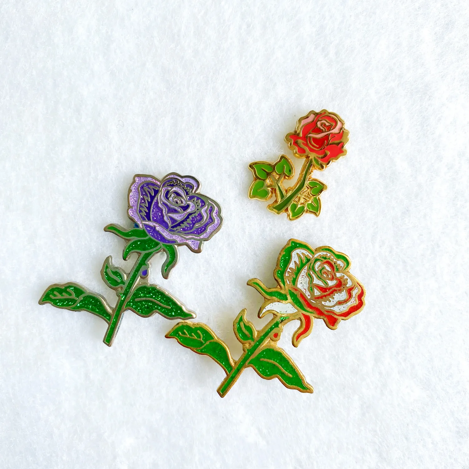 Hot Products China Manufacturer A Series Of Alloy Customized Mickey Metal Pin Plated Gold With Glitter Hard Enamel Pins for sale