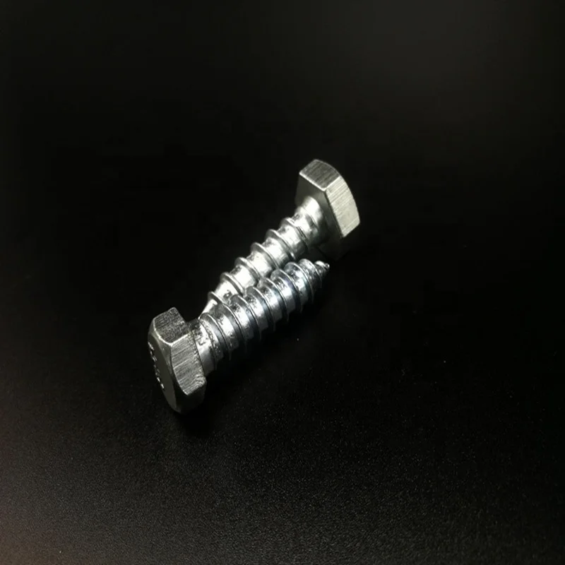 Винт для древесины