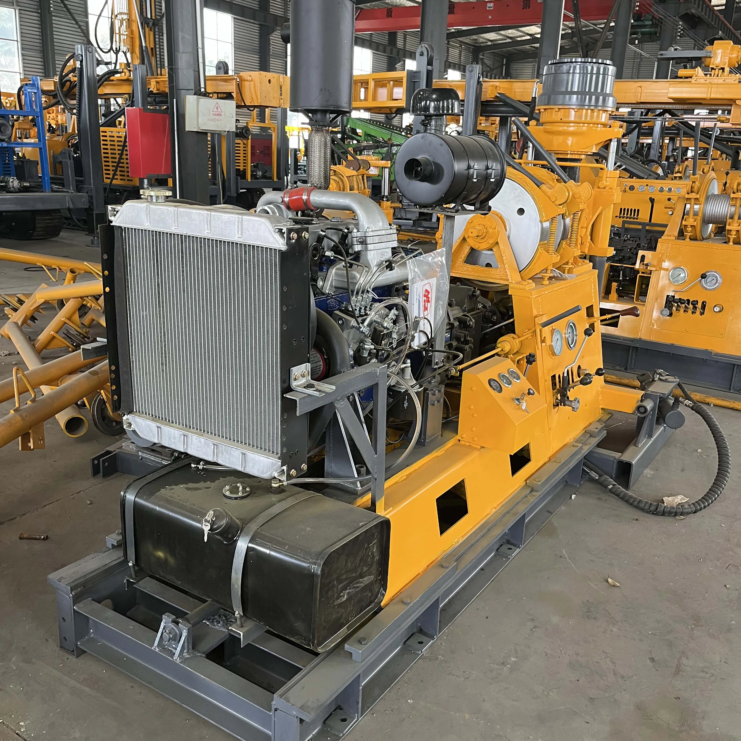XY-44 750 -1400 m Spindle Diamond Core Drilling Rig Machine Equipment