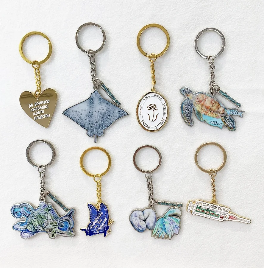 Custom Printed Acrylic Shaking Charms Metal Key Chains Car Keychain Anime Accessories Key Ring Keychain Accessories Sasuke